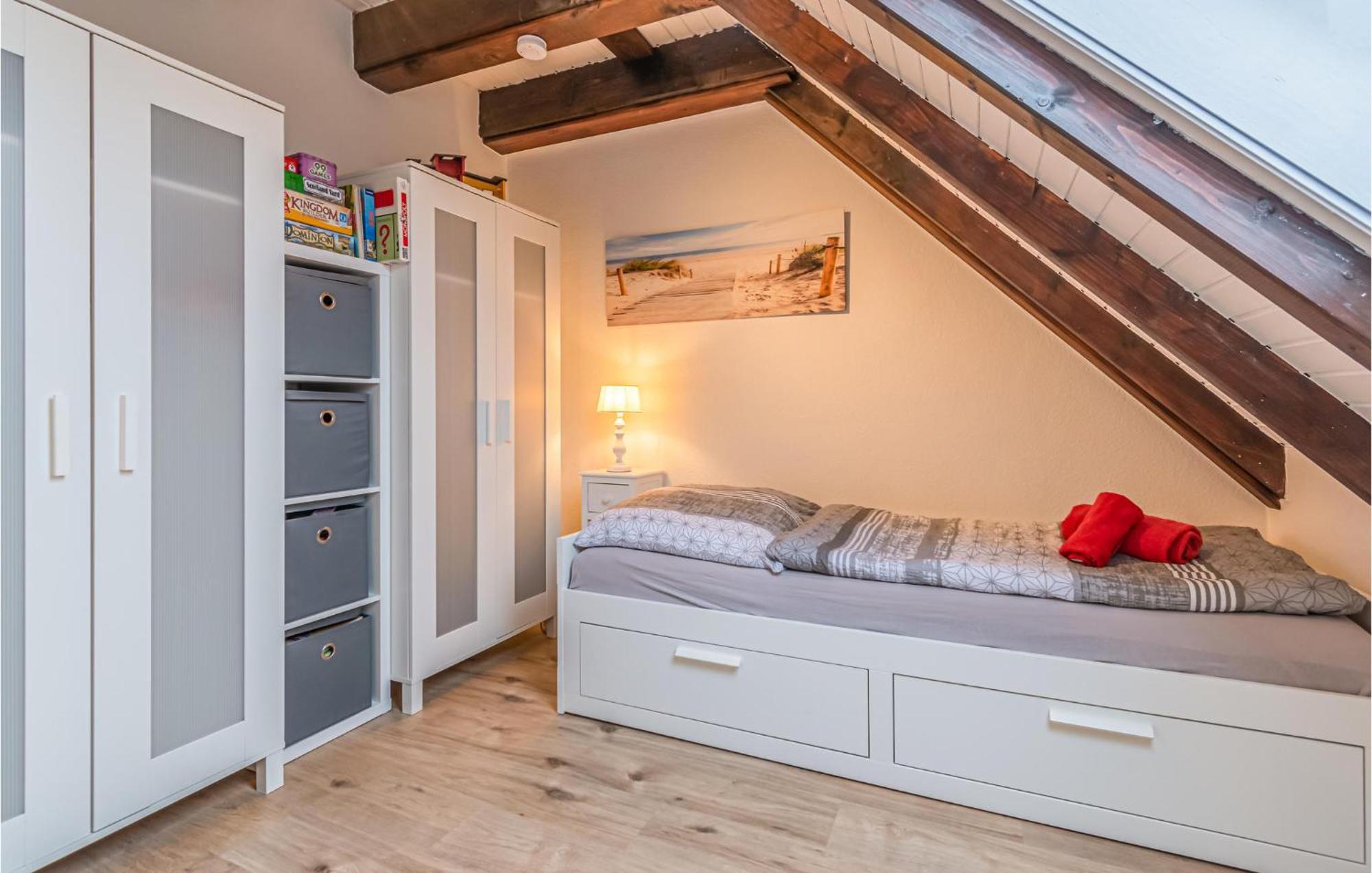 Cozy Apartment In Friedrichskoog With Kitchen Экстерьер фото